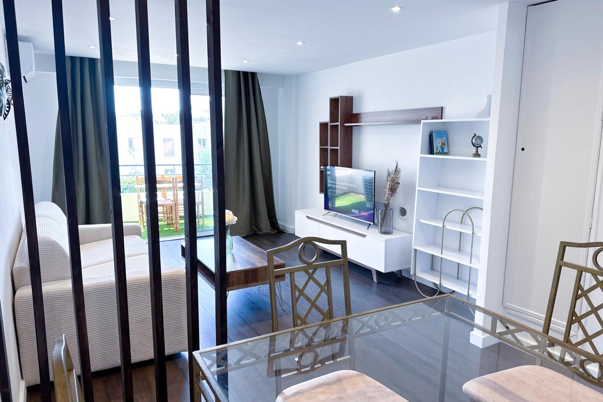 Poincare 4 - Lumineux, Renove, Central Et Calme A Juan Les Pins 앙티브 외부 사진
